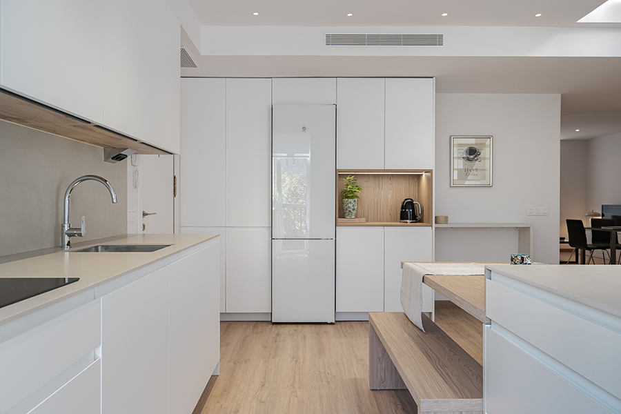 Kitchen on the 4-bedroom floor of the Lérida 8 Building.